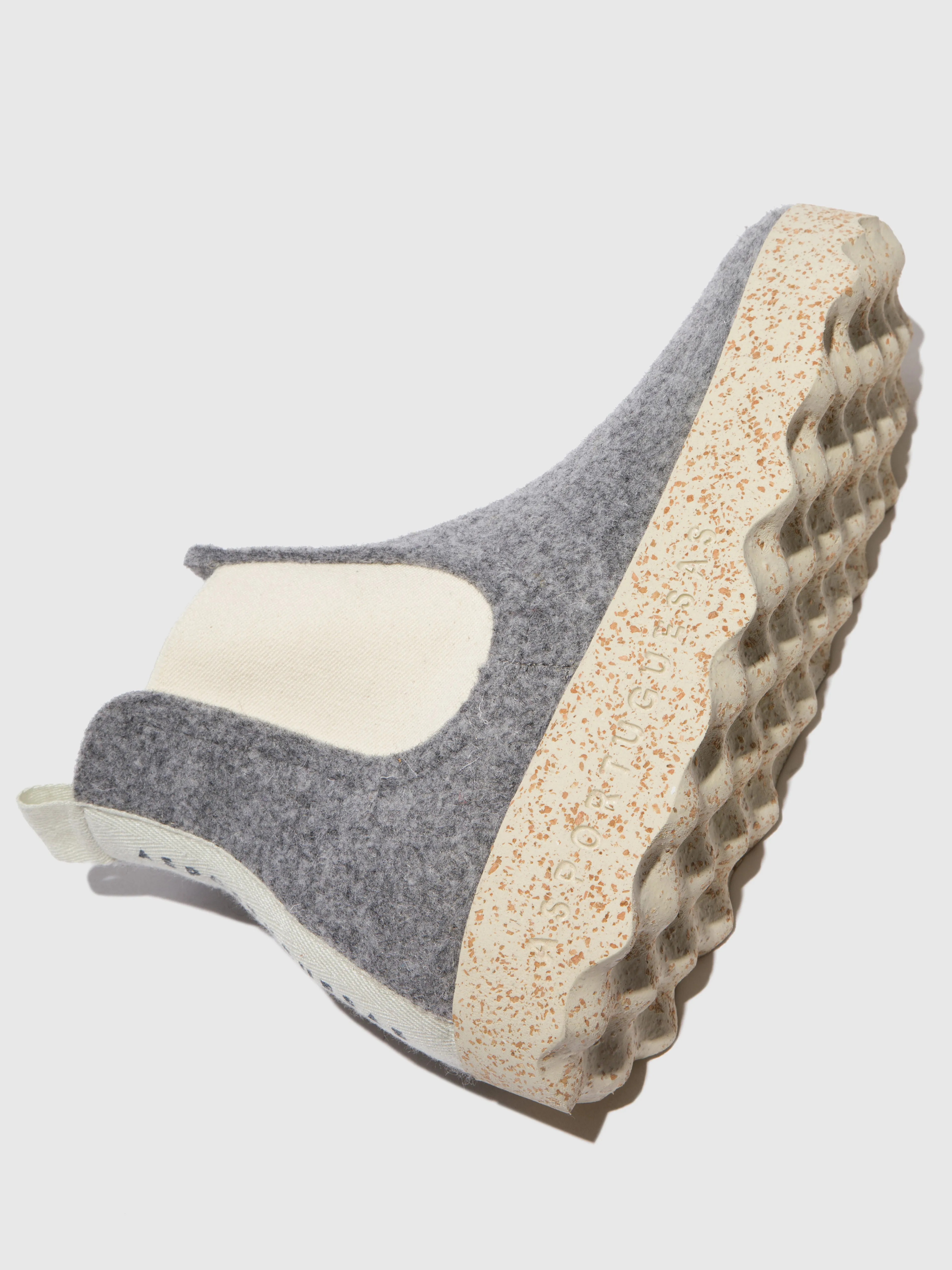 Chelsea Ankle Boots CAIA L CONCRETE