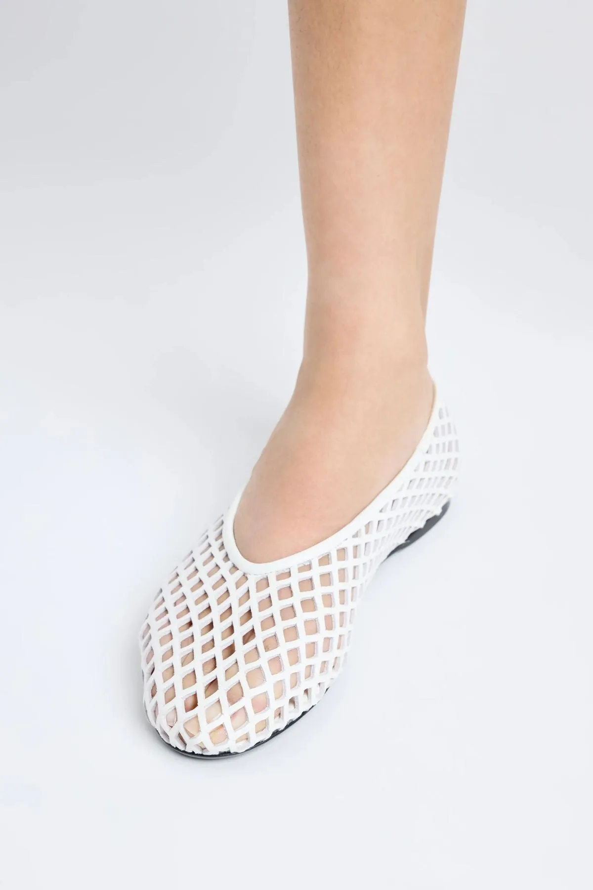 Proenza Schouler Tee Perforated Ballerina Flats - Ivory