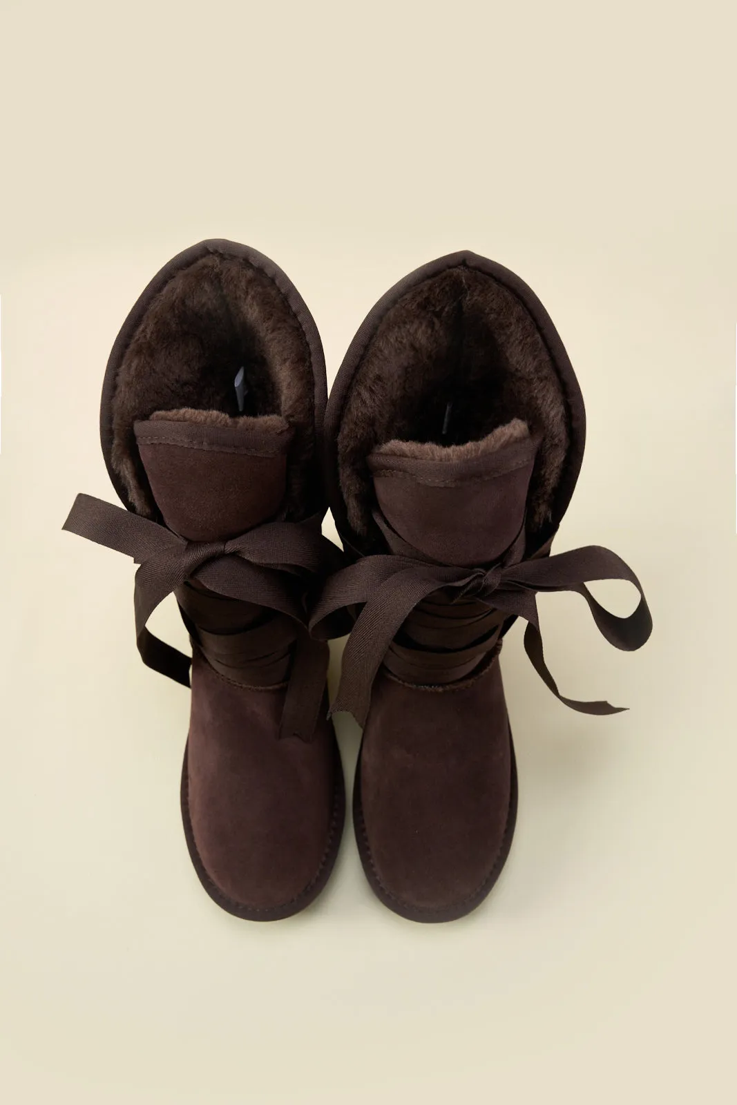 SMAIBULUN Ugg | Ribbon Lace-Up Faux Fur-lined Suede Boot - Chocolate